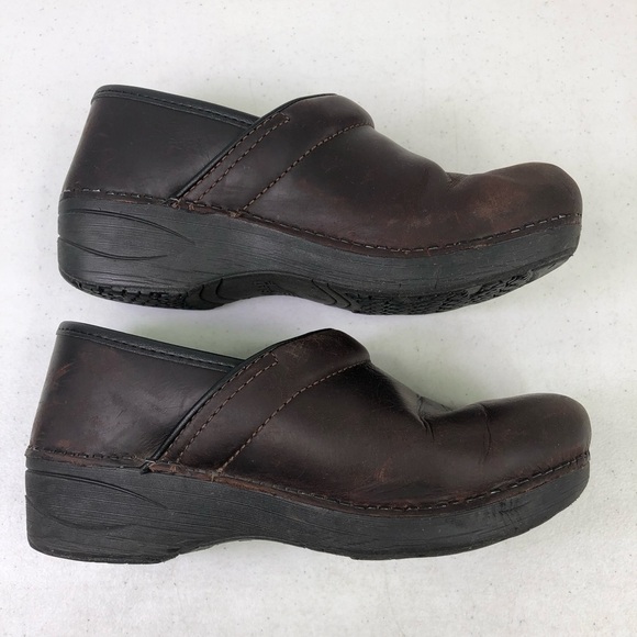 Dansko XP Leather Slip On Clog Shoes - Picture 5 of 9